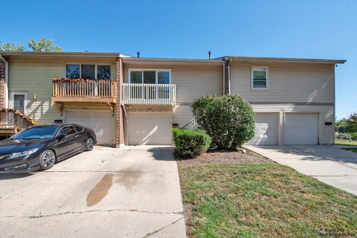 Property Photo:  1475 Elder Drive  IL 60506 