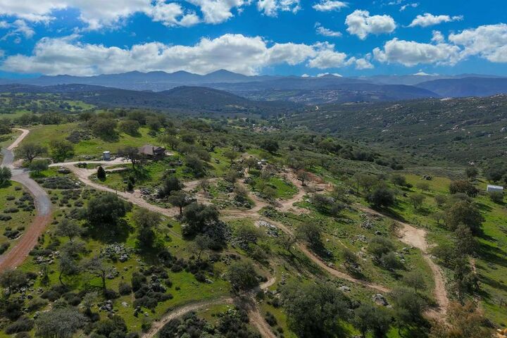 Property Photo: 24710 Sutherland Drive CA 92065