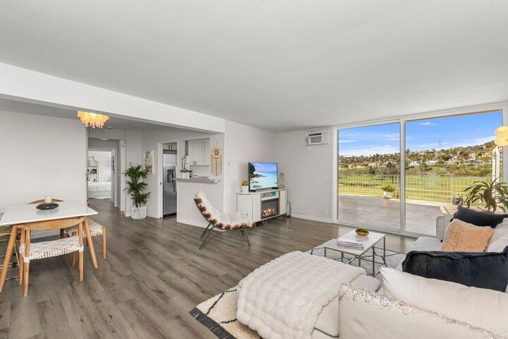 Property Photo:  2544 Navarra 12  CA 92009 