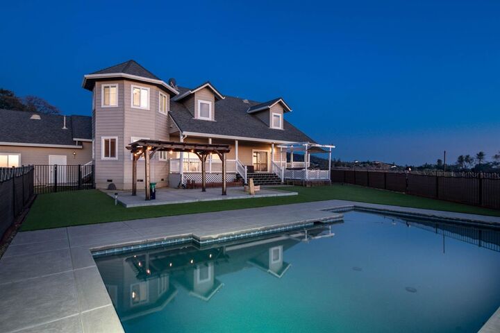 Property Photo: 2661 Mountain Oak CA 95672