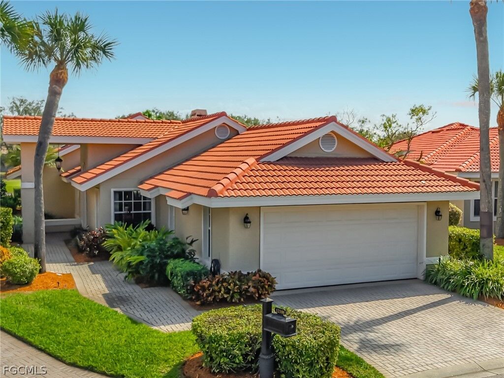 Property Photo:  12090 Sabal Dunes Lane  FL 33913 