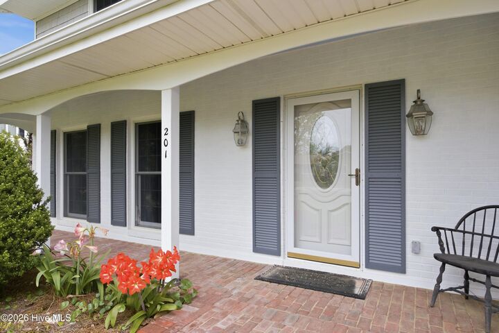 Property Photo:  201 Sycamore Drive  NC 28516 