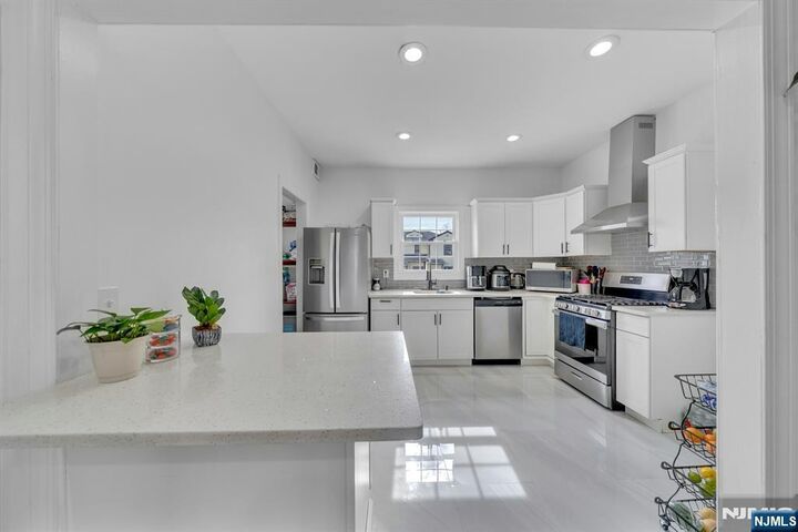 Property Photo:  106 Paine Avenue  NJ 07111 