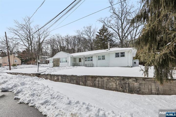 Property Photo:  33 Lotz Street  NJ 07508 