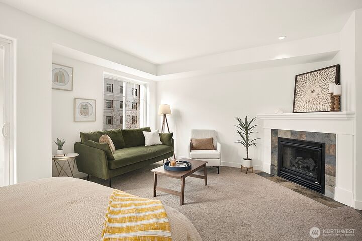 Property Photo:  1545 NW 57th Street 428  WA 98107 