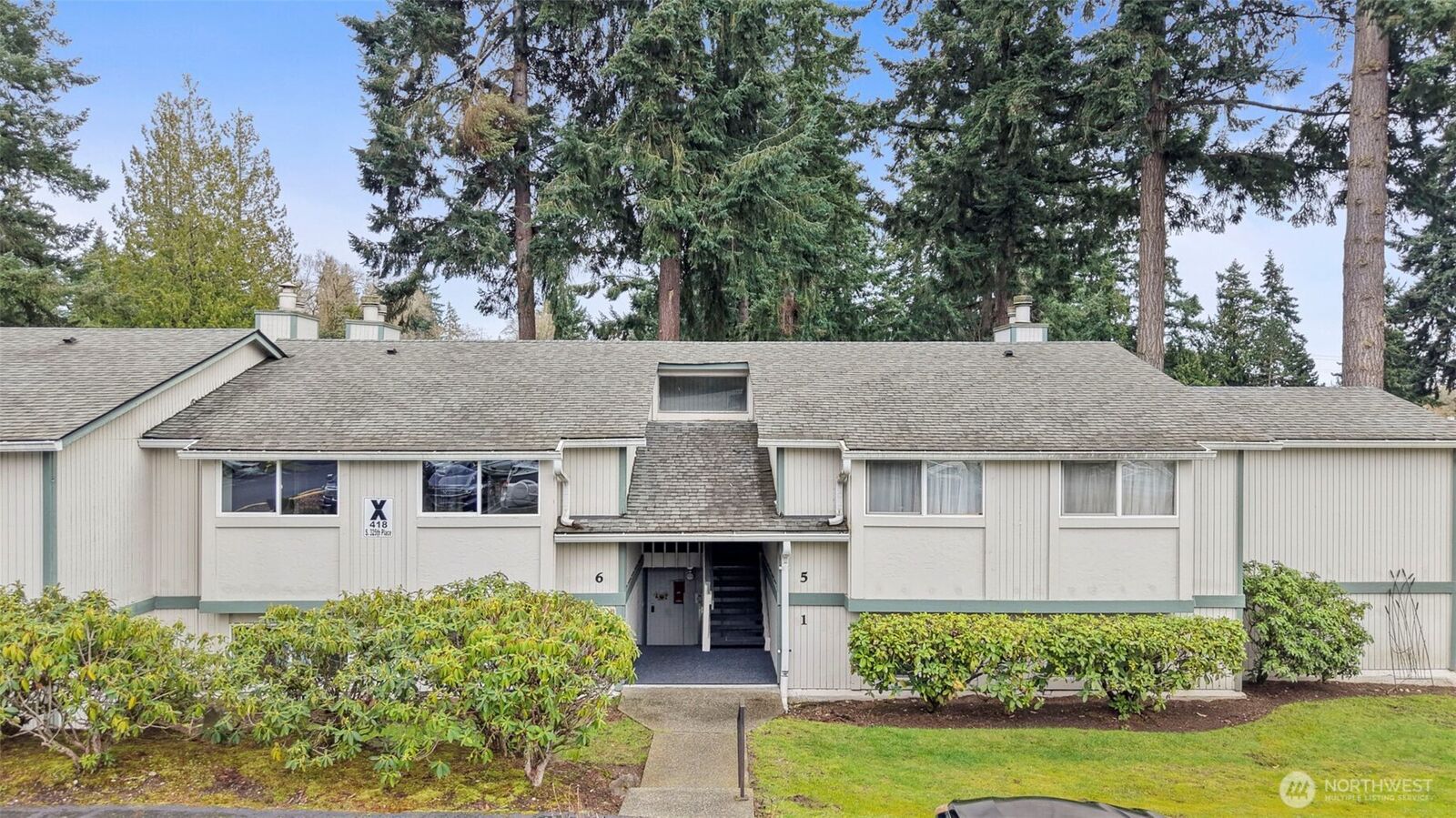 Property Photo: 418 S 325th Place X6 WA 98003