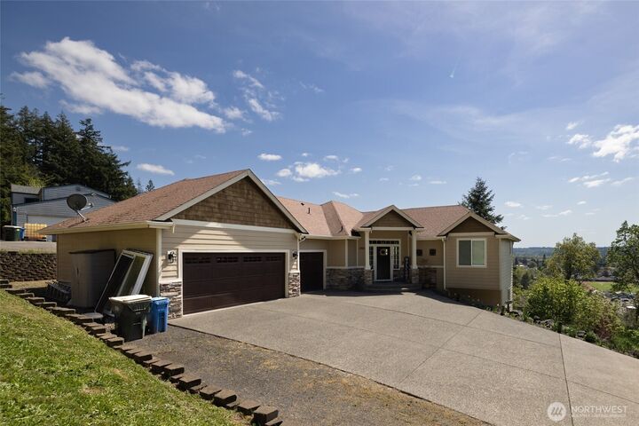 Property Photo:  1895 SE Maple Drive  WA 98532 