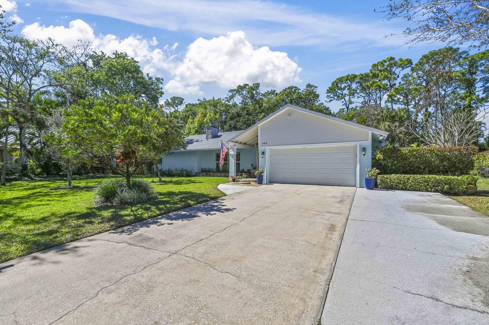 Property Photo:  145 Sandy Pine Court  FL 33414 