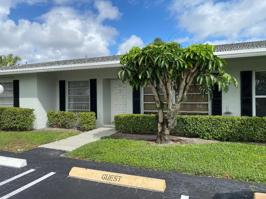 Property Photo: 2331 Croton Lane B FL 33445