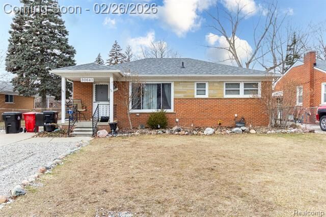 Property Photo:  30641 Park Street  MI 48066 