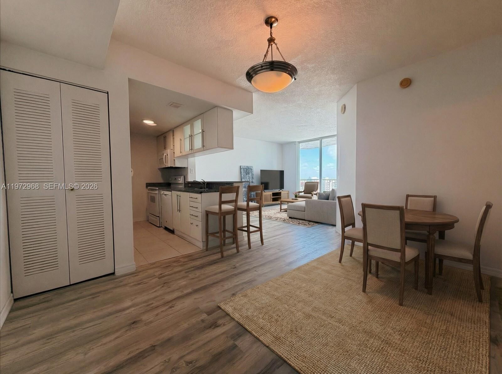 Property Photo: 275 NE 18th St 2009 FL 33132