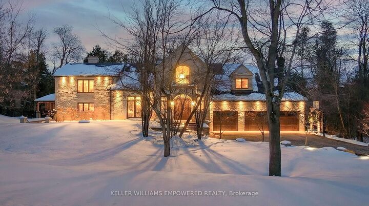 43 Woodland Acres Crescent — photo 1