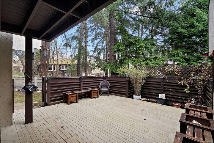 Property Photo: 897 Admirals Rd 13 BC V9A 2P1