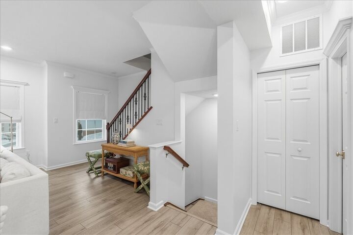 Property Photo:  143 Cole Ct  PA 16037 