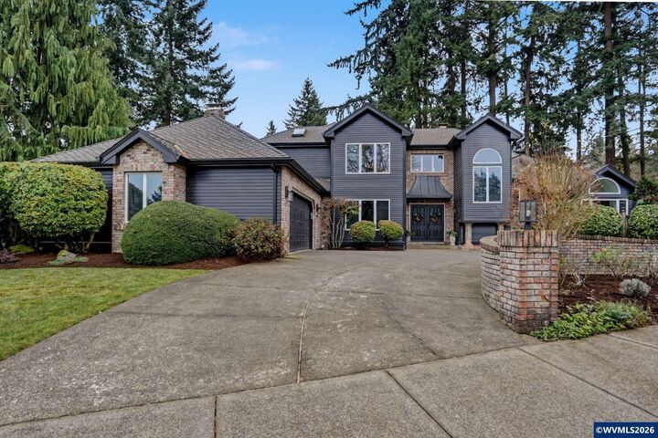 Property Photo: 670 Palisades Dr SE OR 97302