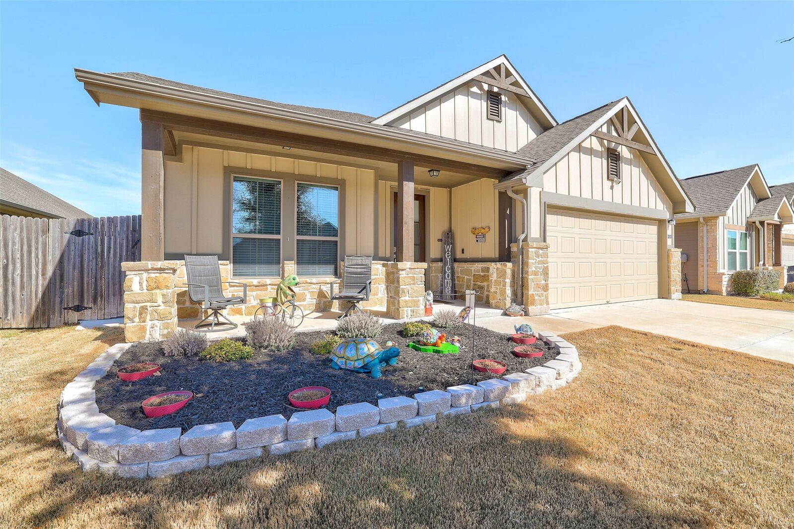 Property Photo:  108 Finley Street  TX 78634 