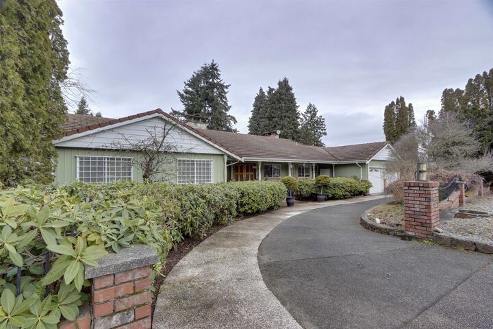 8850 Delvista Drive — photo 1