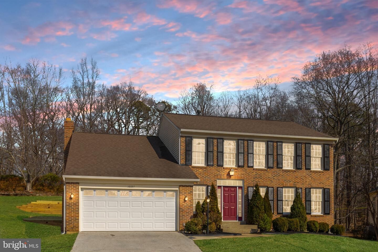 Property Photo:  16657 Purcival Court  VA 22025 