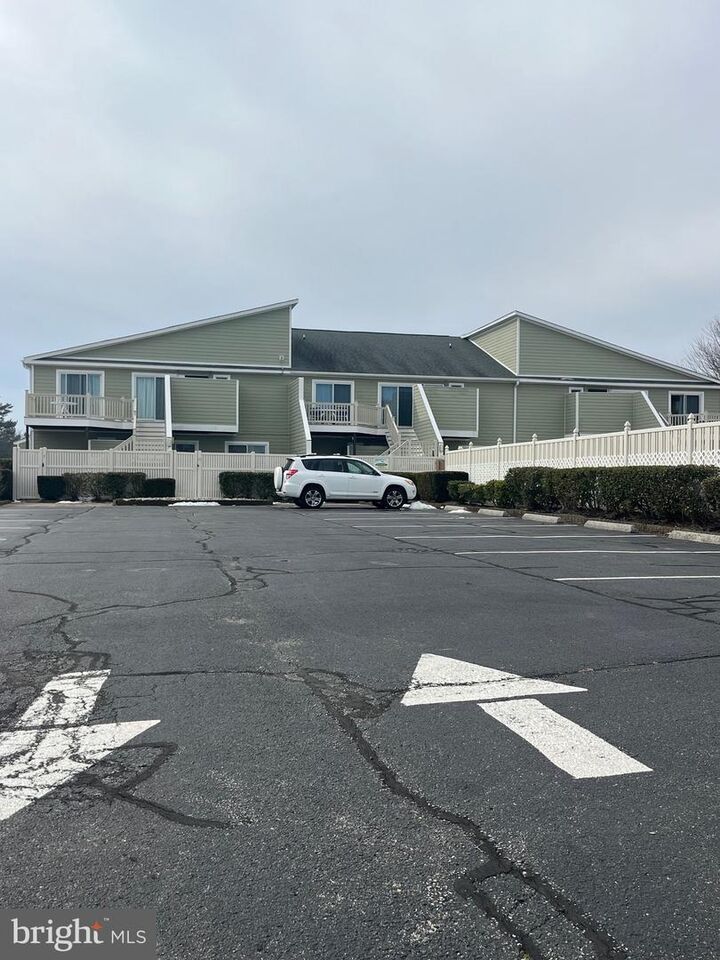 Property Photo: 14409 Lighthouse Avenue 4 MD 21842