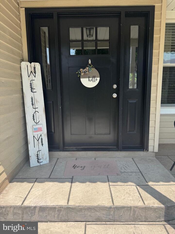 Property Photo: 36 Fieldstone Drive PA 18966