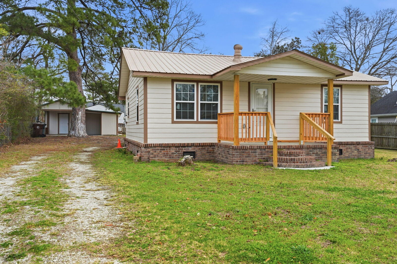 Property Photo:  104 O'Carroll Street  SC 29461 