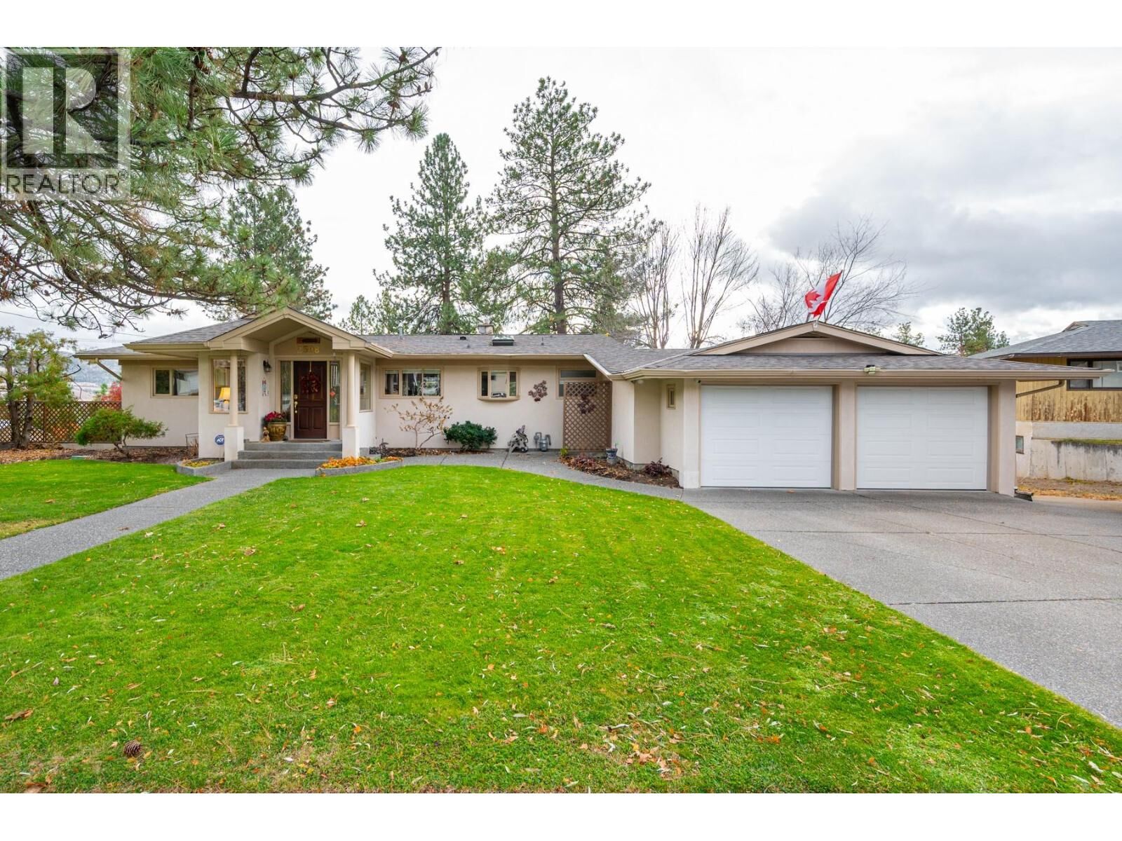 Property Photo: 2398 Reid Avenue BC V1K 1H6