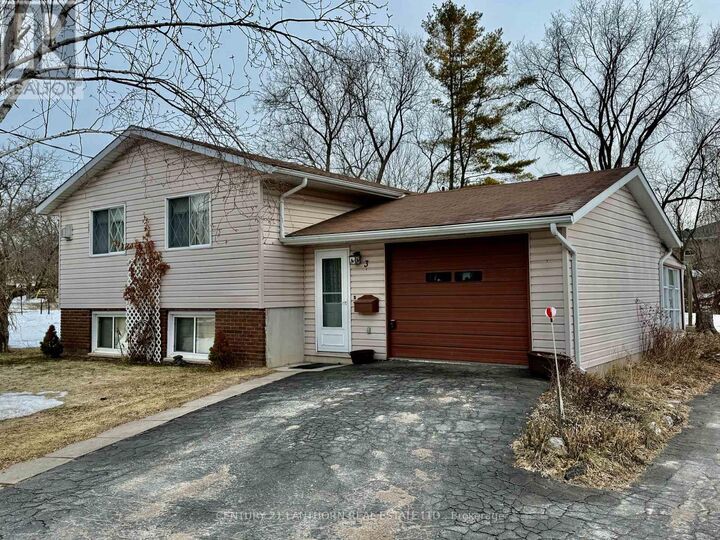 Property Photo:  3 Champlain Street  ON K0K 2K0 