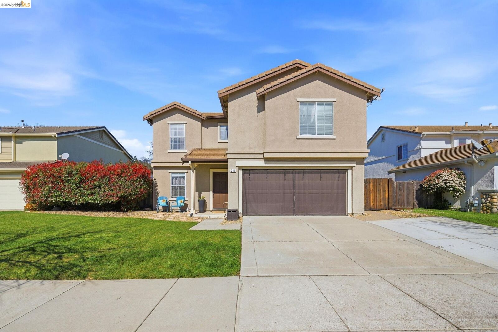 Property Photo: 211 Brushwood Pl CA 94513