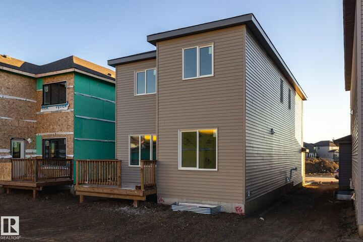 Property Photo:  86 Gladstone Bend  AB T7X 4E6 