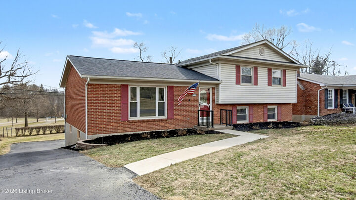 Property Photo:  9812 Boxford Ct  KY 40242 