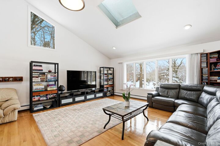 Property Photo:  10 Pine Brook Road  NY 10562 