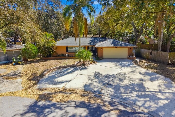 Property Photo:  186 Sunward Avenue  FL 34684 