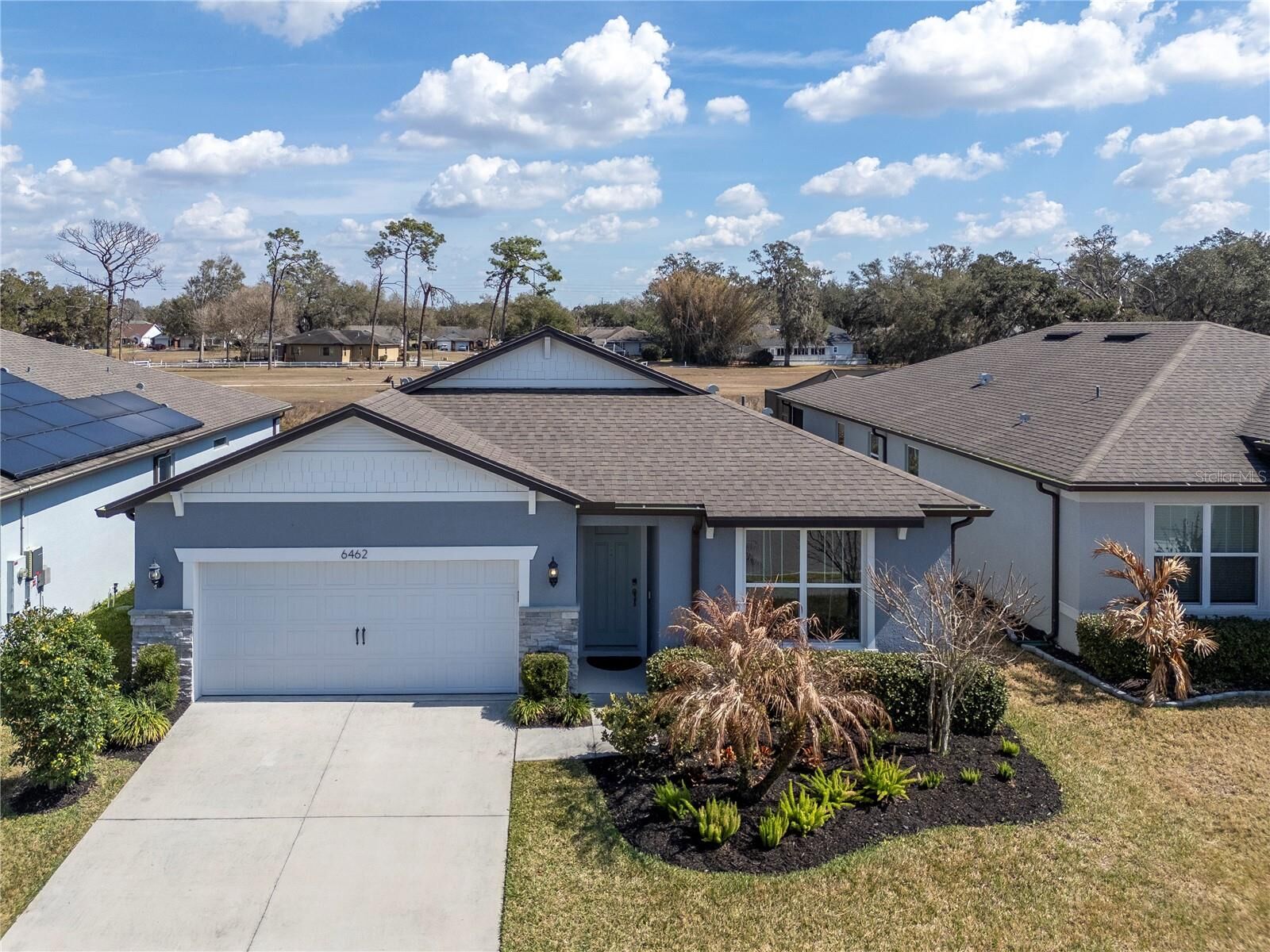 Property Photo: 6462 Bradford Woods Drive FL 33542