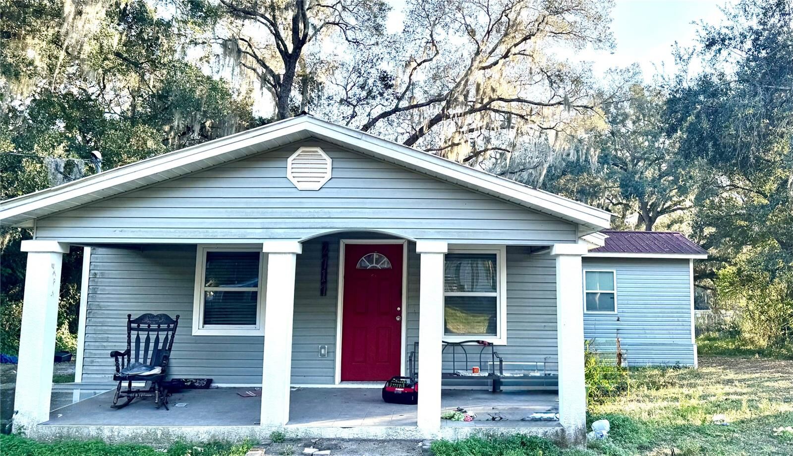 Property Photo: 2717 Seminole Trail FL 34748