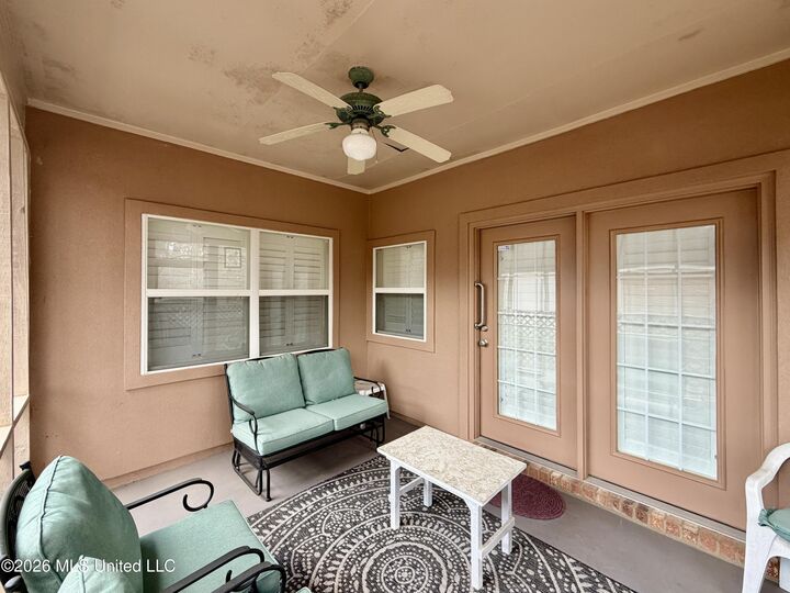 Property Photo:  420 N Twin Lakes  MS 39056 