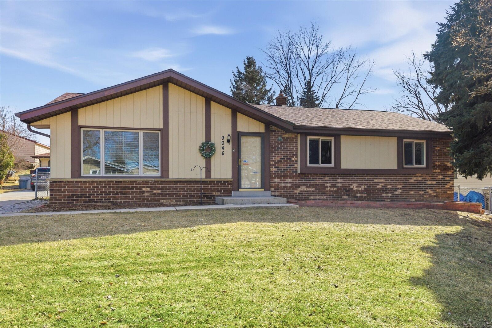 Property Photo: 9045 W Rochelle Ave WI 53224