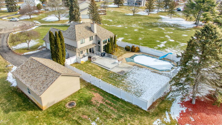 Property Photo: 7110 Foxmoore MI 49201