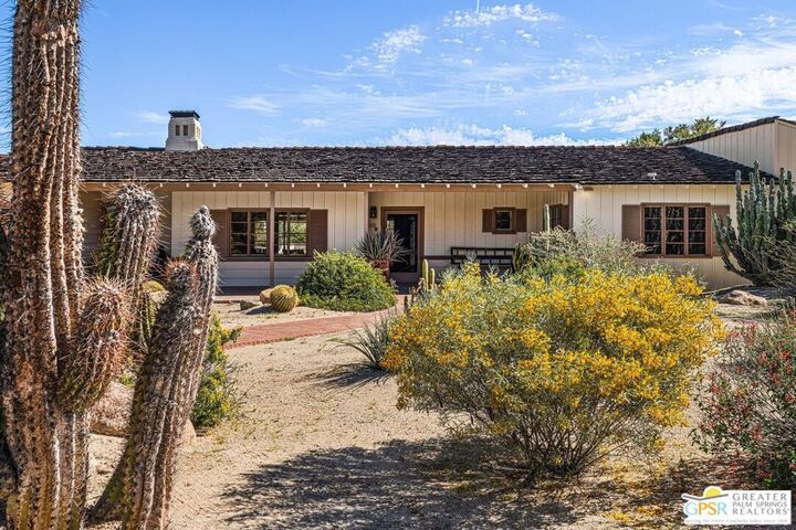 Property Photo:  1850 Smoke Tree Lane  CA 92264 
