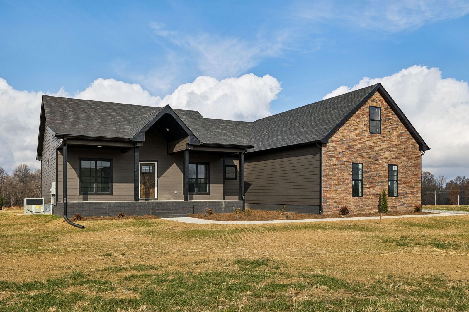 Property Photo: 125 Makinley Dr TN 37083