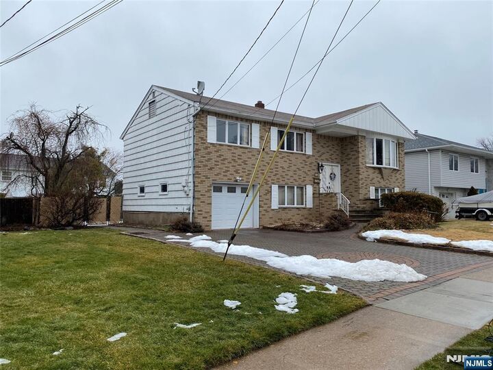 Property Photo:  95 Atkins Terrace  NJ 07073 