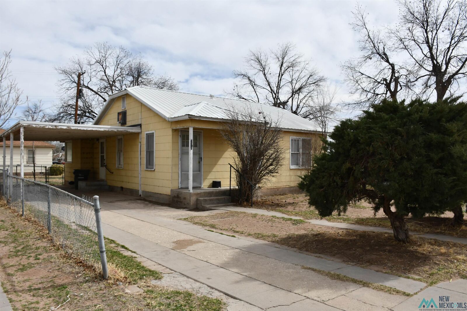 Property Photo: 710 Pratt Street NM 88220