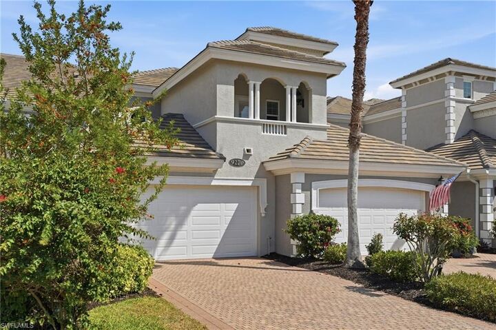 Property Photo: 9270 Campanile Cir 202 FL 34114