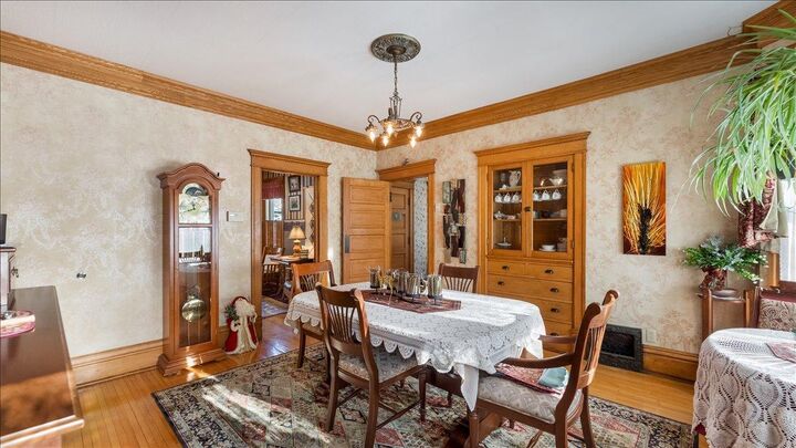 Property Photo:  312 7th Avenue S  MN 55371 