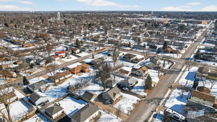 Property Photo:  657 79th Avenue NE  MN 55432 