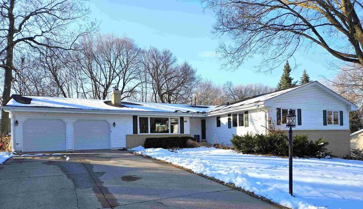 Property Photo:  13220 Penn Avenue S  MN 55337 