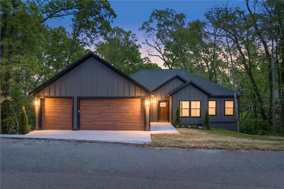Property Photo:  30 Brentwood Drive  AR 72715 