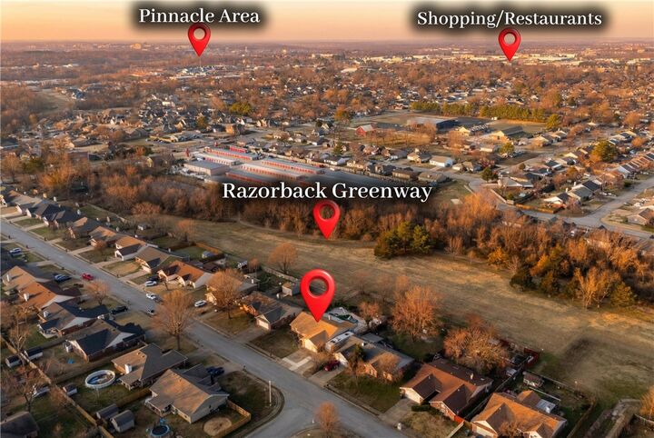 Property Photo:  910 26th Street  AR 72756 