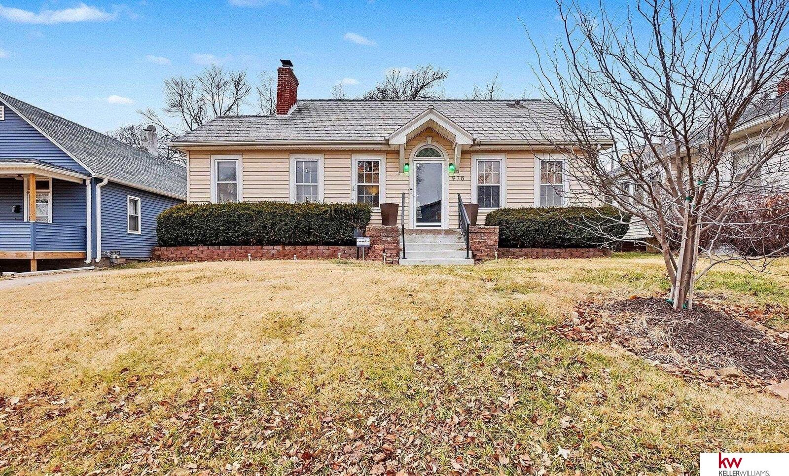 Property Photo:  978 S 50th Street  NE 68106 