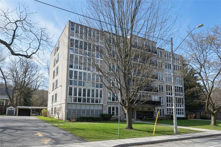Property Photo: 69 Herkimer Street 202 ON L8P 2G6