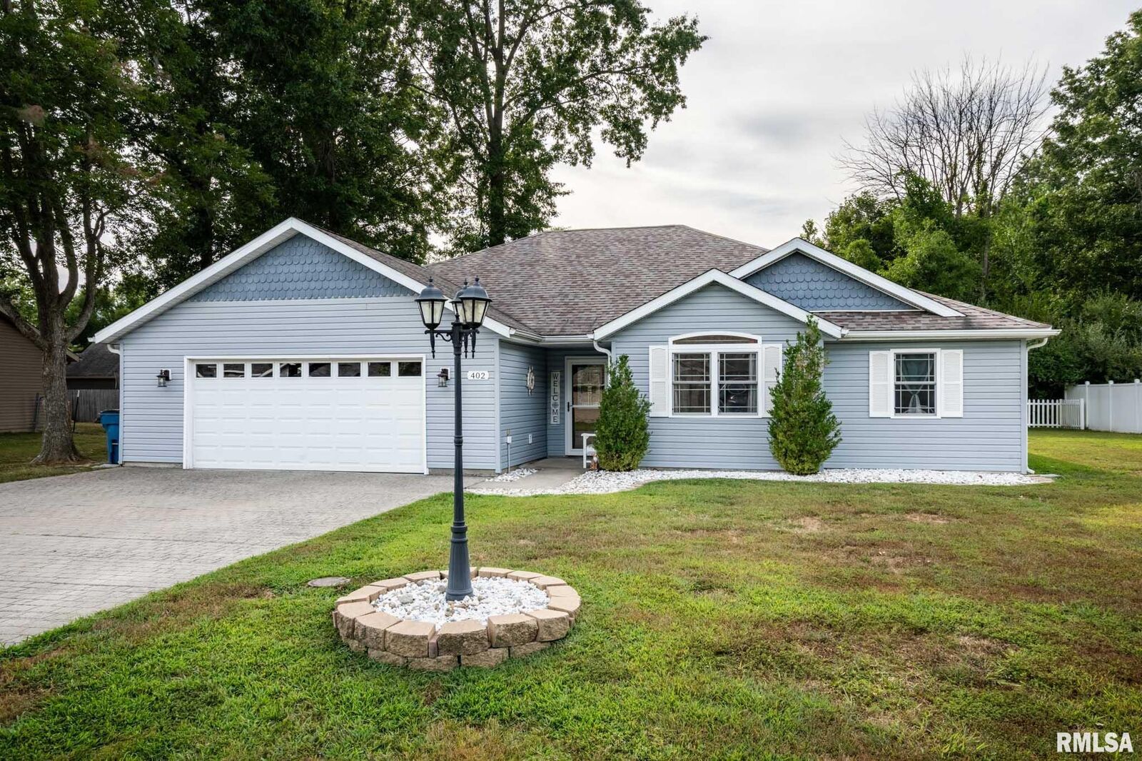 Property Photo:  402 Noah Lane  IL 62918 